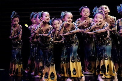 絲路童夢(mèng)，藝術(shù)花開(kāi)——金絲獎(jiǎng)2017絲路國(guó)際少兒藝術(shù)頒獎(jiǎng)盛典西安成功舉辦